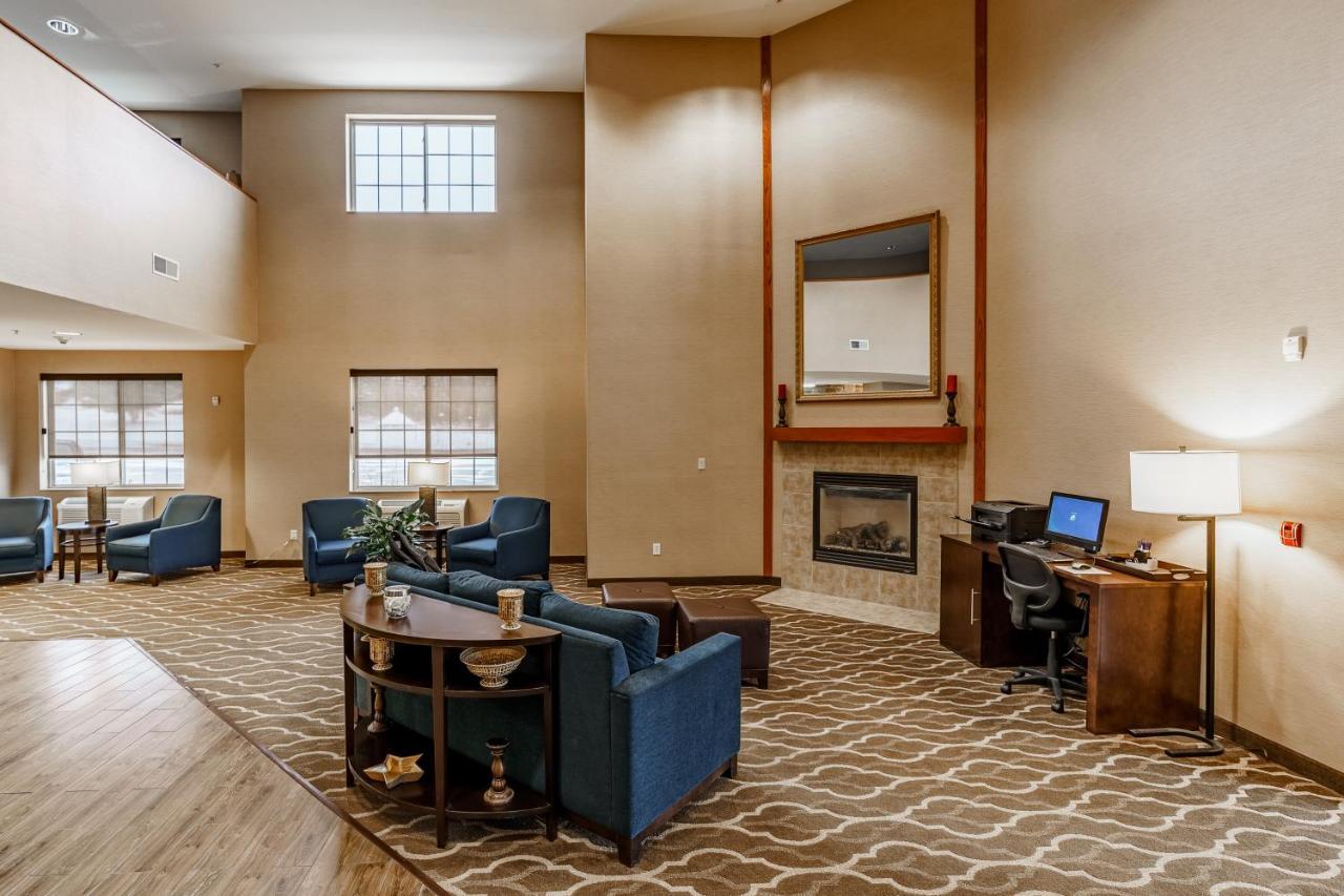 Cobblestone Suites - Ripon Экстерьер фото