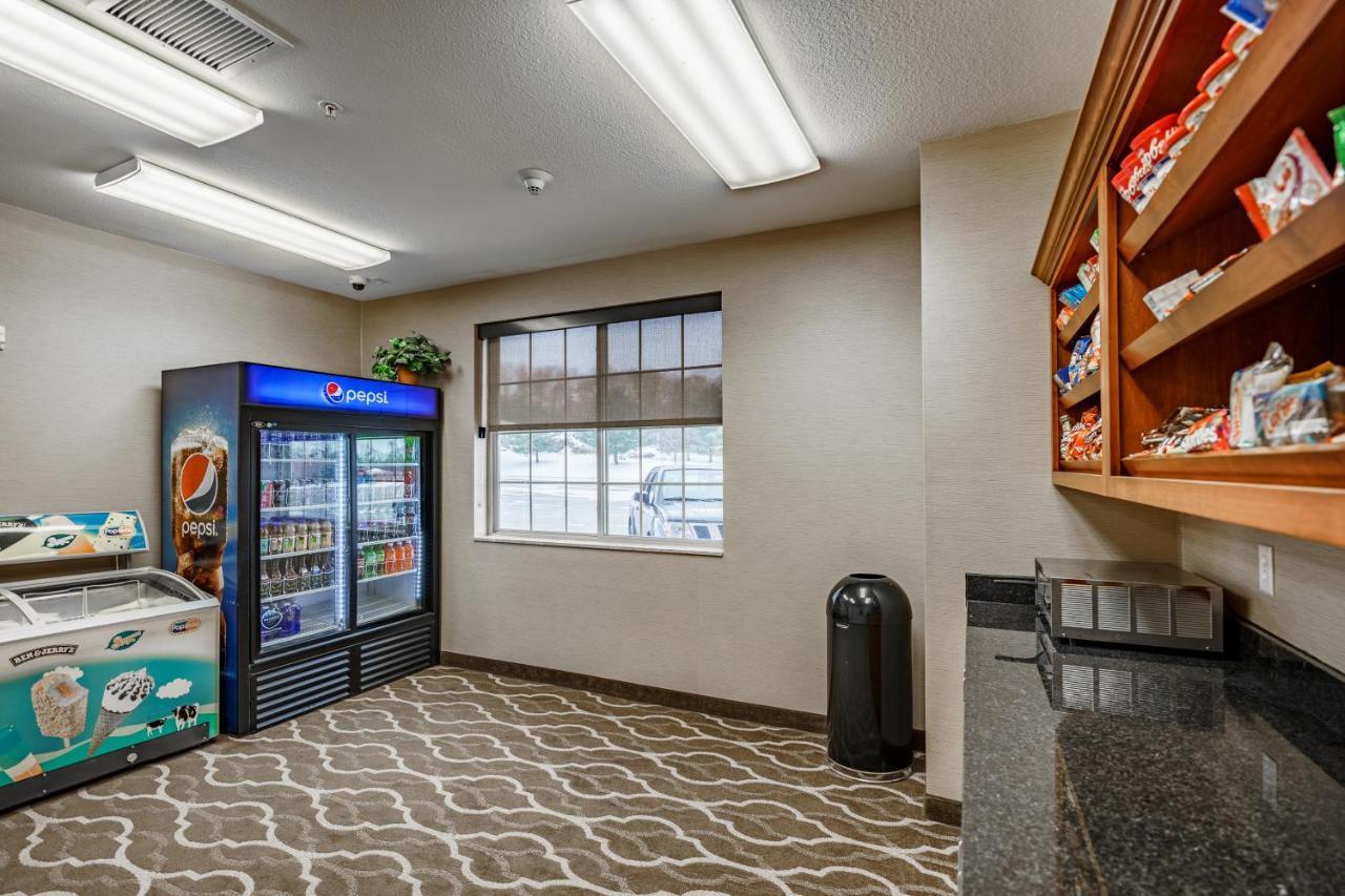 Cobblestone Suites - Ripon Экстерьер фото
